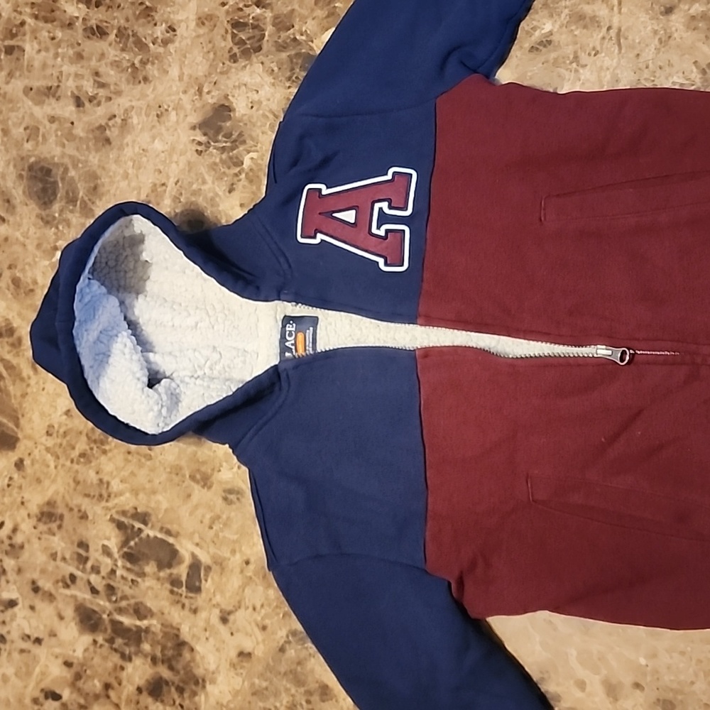Children's Place Sherpa Hoodie Boys size 7/8